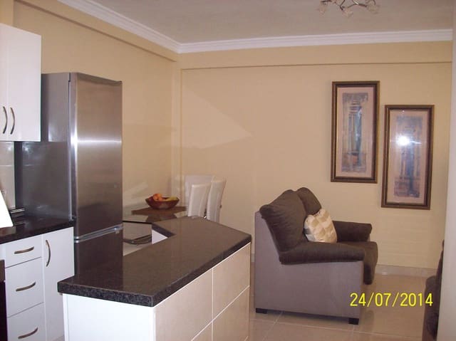 2 sypialnia Apartament na kwatery wakacyjne w Estepona - 525 € (Ref: 3086829)