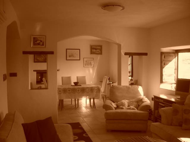 4 sovrum Finca/Hus på landet till salu i Huelma med garage - 250 000 € (Ref: 3176949)