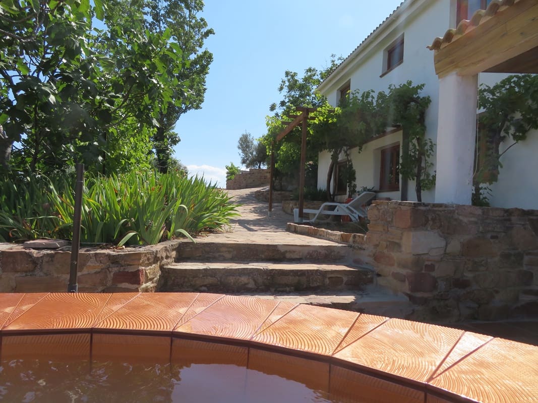 4 soveværelse Finca/Landehus til salg i Huelma med garage - € 250.000 (Ref: 3176949)