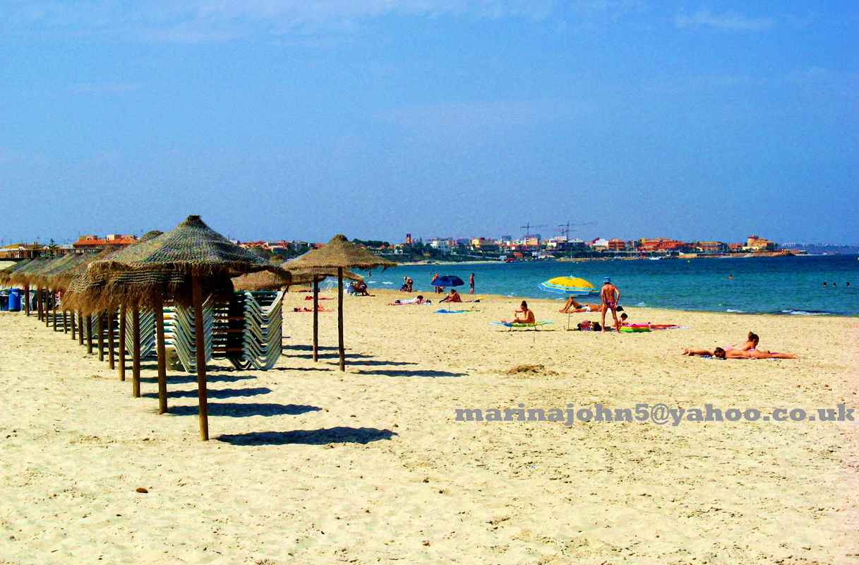 3 Zimmer Ferienvilla in Torre de la Horadada mit Pool Garage - 450 € (Ref: 3990520)