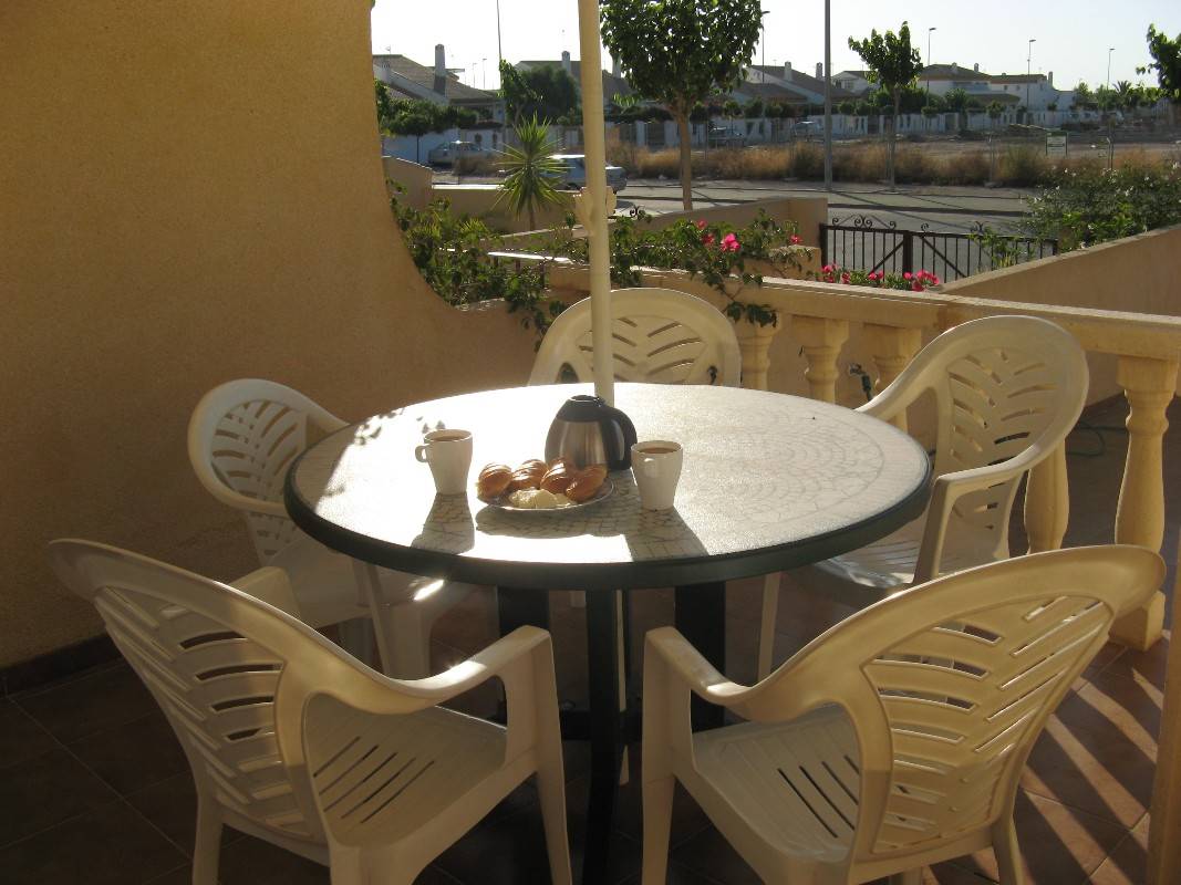 3 Zimmer Ferienvilla in Torre de la Horadada mit Pool Garage - 450 € (Ref: 3990520)