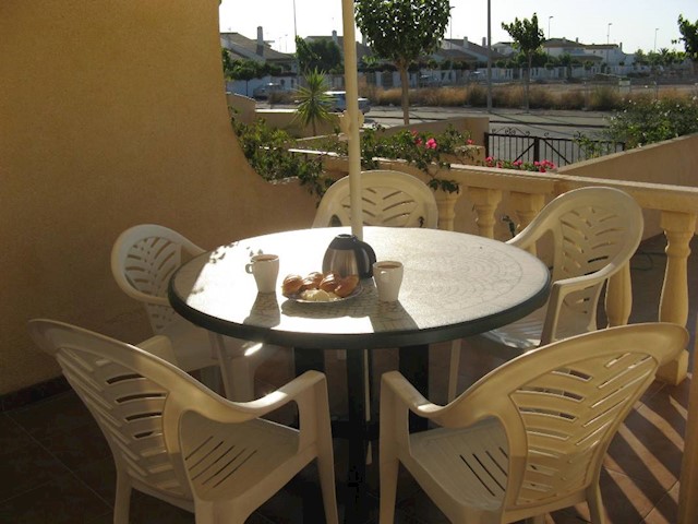 3 bedroom Villa for rent in Torre de la Horadada, Pilar de la Horadada with pool garage - € 800 (Ref: 3990521)