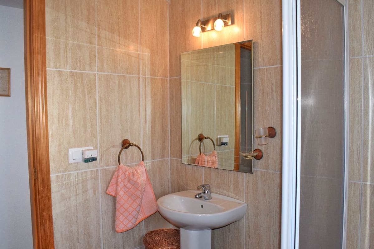 Appartement de 2 chambres à louer à Pruna avec piscine garage - 795 € (Ref: 4149324)