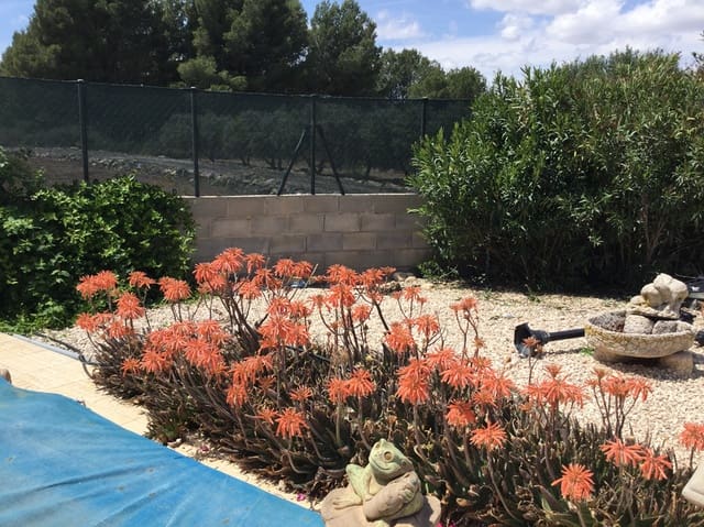 4 bedroom Finca/Country House for sale in Villena with pool garage - € 245,450 (Ref: 4201285)