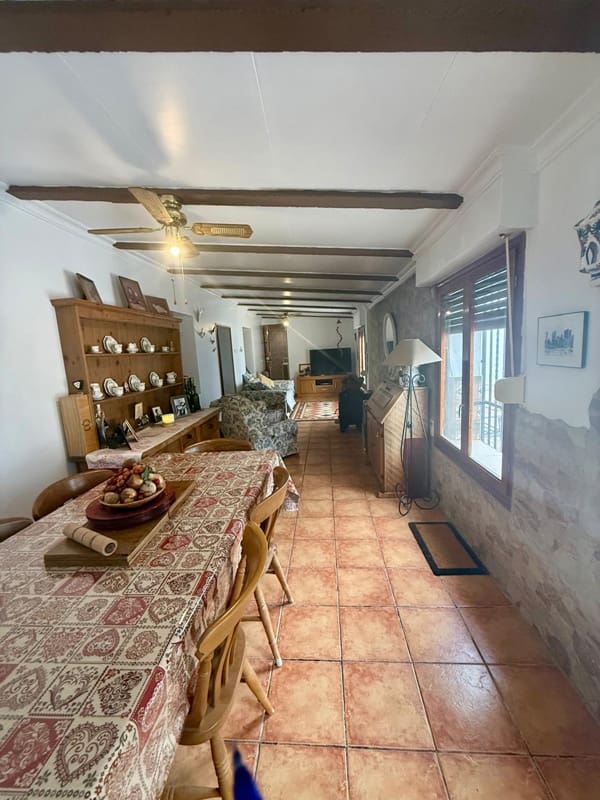 5 soveværelse Finca/Landehus til salg i Villena med swimmingpool garage - € 250.000 (Ref: 4201285)