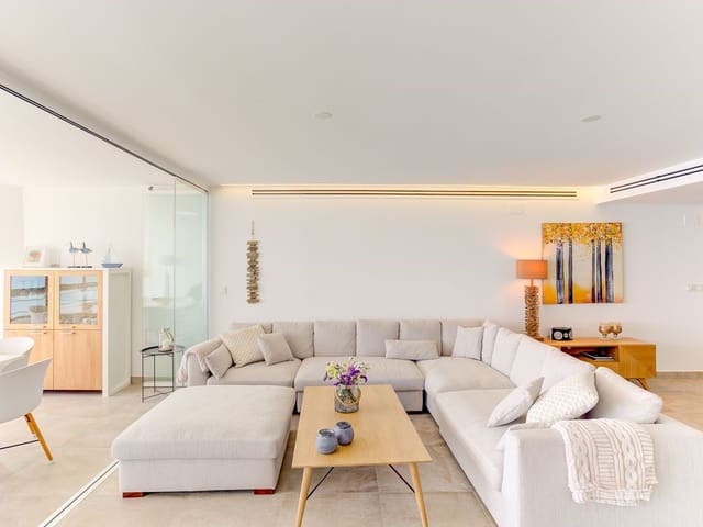 3 bedroom Apartment for rent in Alicante / Alacant city - € 2,400 (Ref: 4824682)