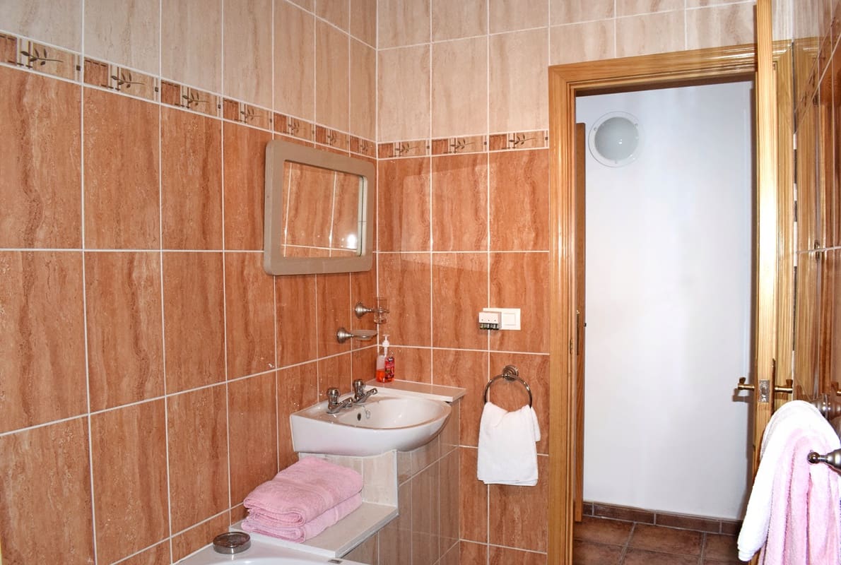 2 bedroom Villa for rent in Pruna with pool garage - € 845 (Ref: 6249204)