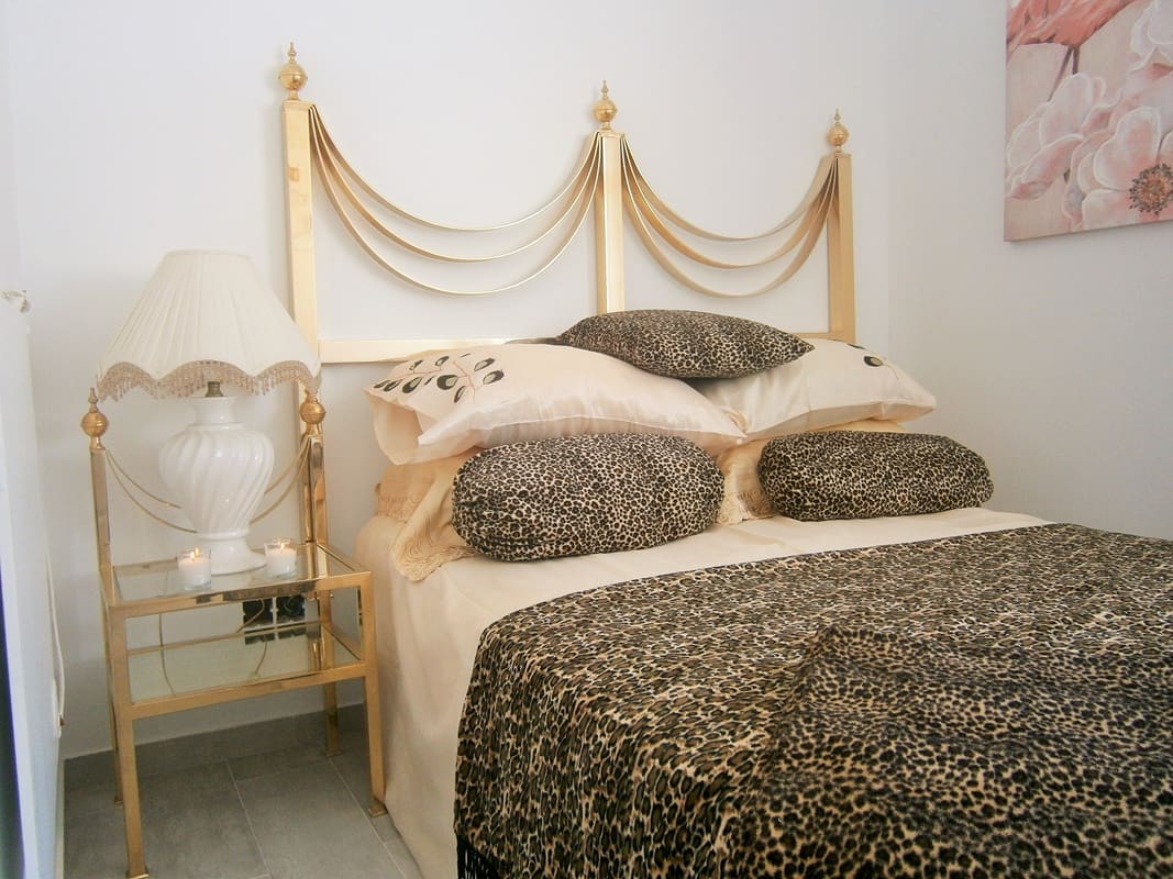 2 soveværelse Byhus til salg i Pruna med garage - € 75.000 (Ref: 6602771)