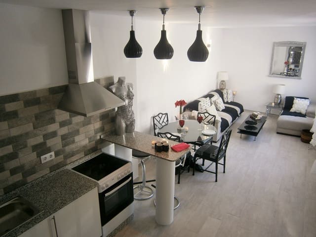 2 bedroom Townhouse for sale in Pruna with garage - € 75,000 (Ref: 6602771)