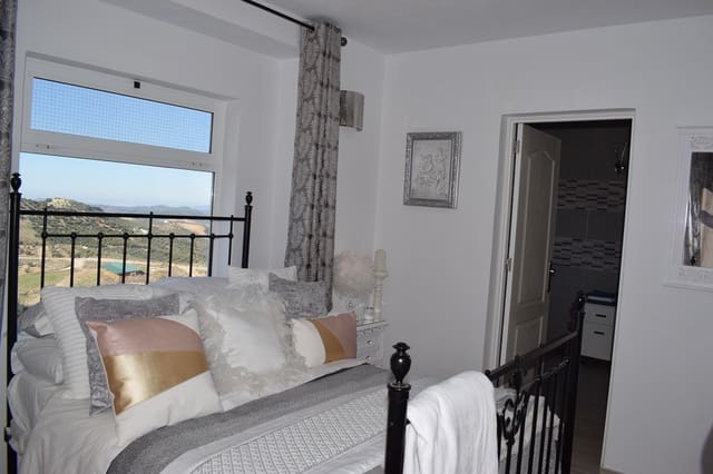 10 bedroom Finca/Country House for sale in Pruna with pool garage - € 1,500,000 (Ref: 7555908)