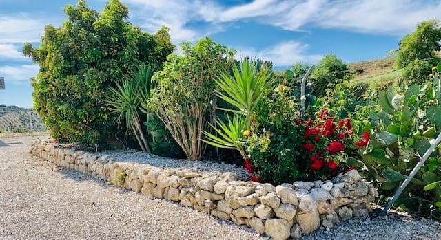 10 soveværelse Finca/Landehus til salg i Pruna med swimmingpool garage - € 1.500.000 (Ref: 7555908)