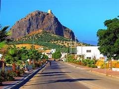 10 soveværelse Finca/Landehus til salg i Pruna med swimmingpool garage - € 1.500.000 (Ref: 7555908)