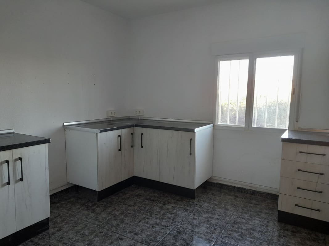 7 soveværelse Finca/Landehus til salg i Mula med swimmingpool garage - € 275.000 (Ref: 8043824)