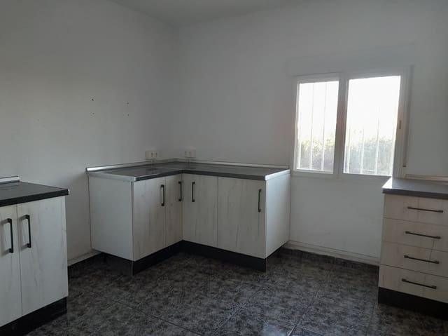 7 slaapkamer Finca/Landhuis te koop in Mula met zwembad garage - € 275.000 (Ref: 8043824)