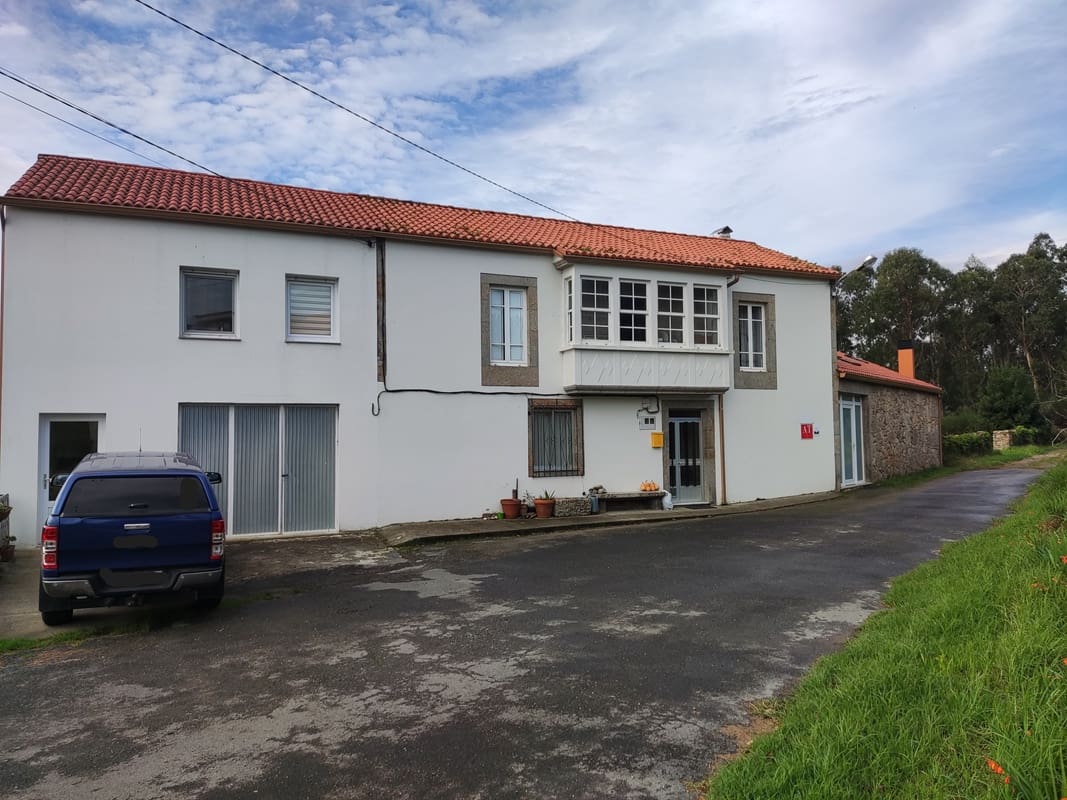 7 slaapkamer Finca/Landhuis te koop in Muxia met garage - € 450.000 (Ref: 8645478)