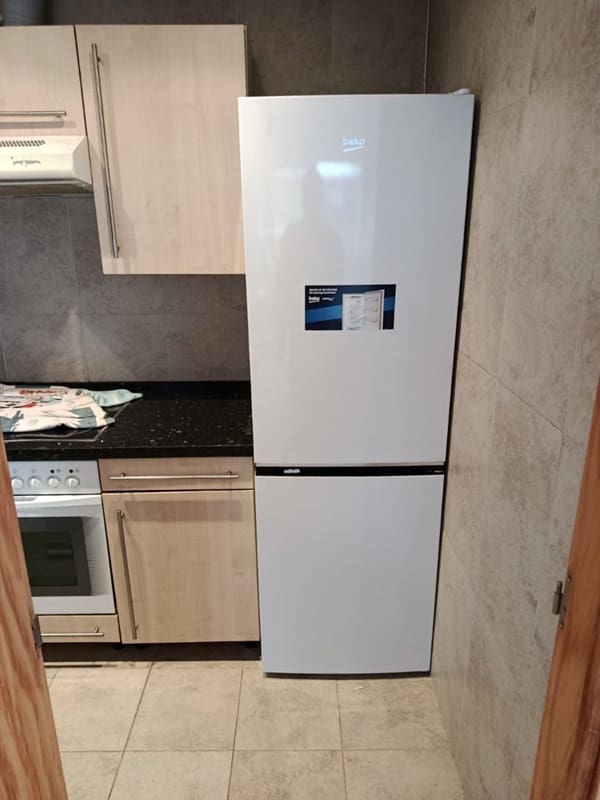 2 soverom Penthouse til leie i Fuengirola med svømmebasseng garasje - € 2 200 (Ref: 8875908)