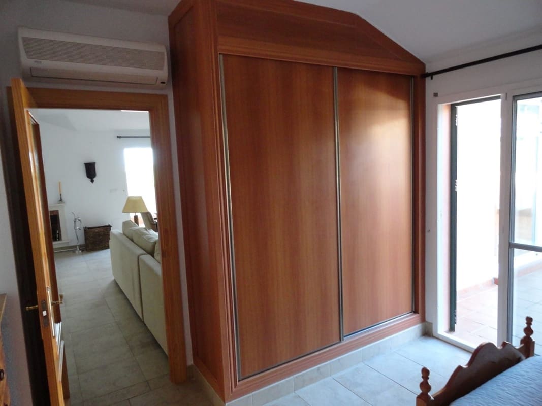 2 soverom Penthouse til leie i Fuengirola med svømmebasseng garasje - € 2 200 (Ref: 8875908)