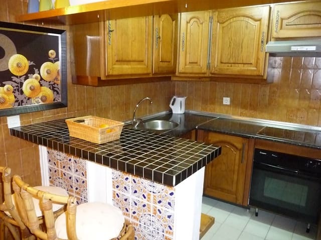 1 bedroom Apartment for rent in Manilva with pool garage - € 900 (Ref: 8940034)