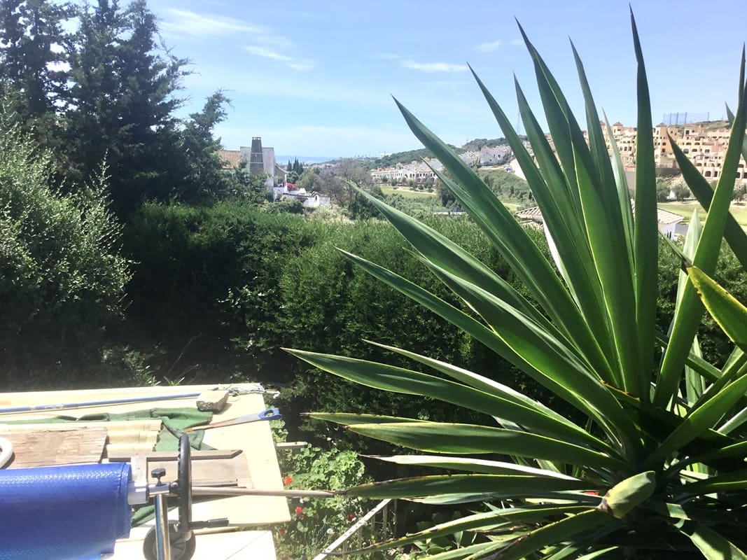 2 soveværelse Bungalow til salg i Estepona med swimmingpool - € 450.000 (Ref: 8994159)