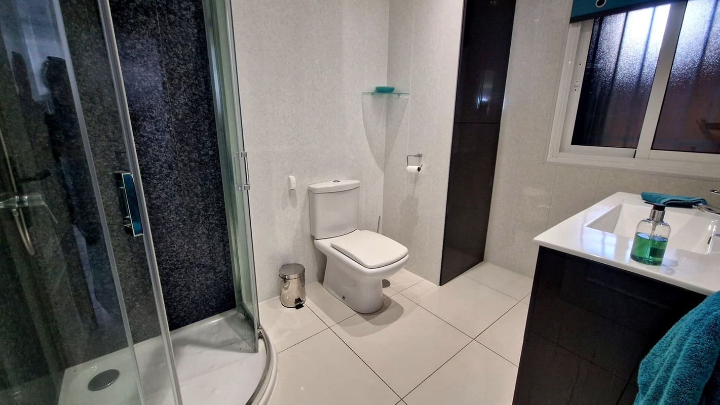 2 makuuhuone Huoneisto myytävänä paikassa Fuengirola mukana uima-altaan - 399 000 € (Ref: 9251652)