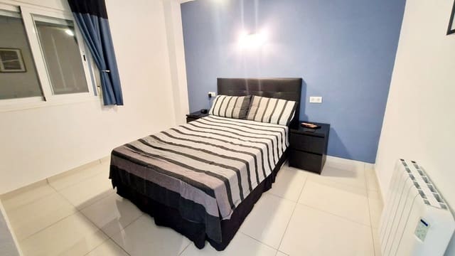 2 makuuhuone Huoneisto myytävänä paikassa Fuengirola mukana uima-altaan - 399 000 € (Ref: 9251652)