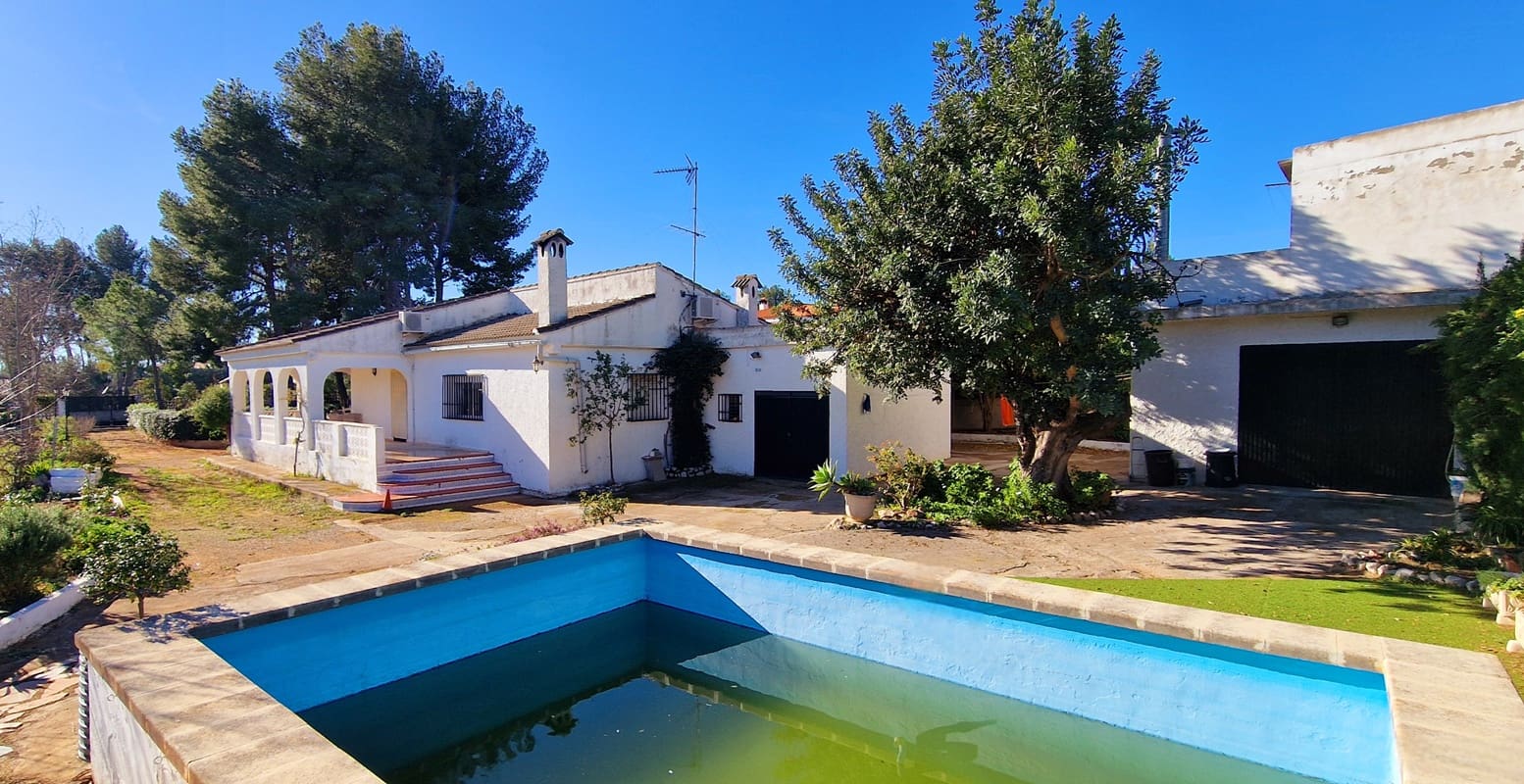 4 quarto Apartamento para venda em Montroy com piscina garagem - 250 000 € (Ref: 9673766)