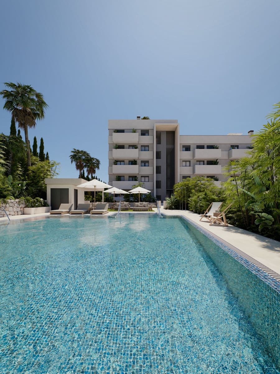 3 Zimmer Penthouse zu verkaufen in Estepona mit Pool Garage - 750.000 € (Ref: 10009689)