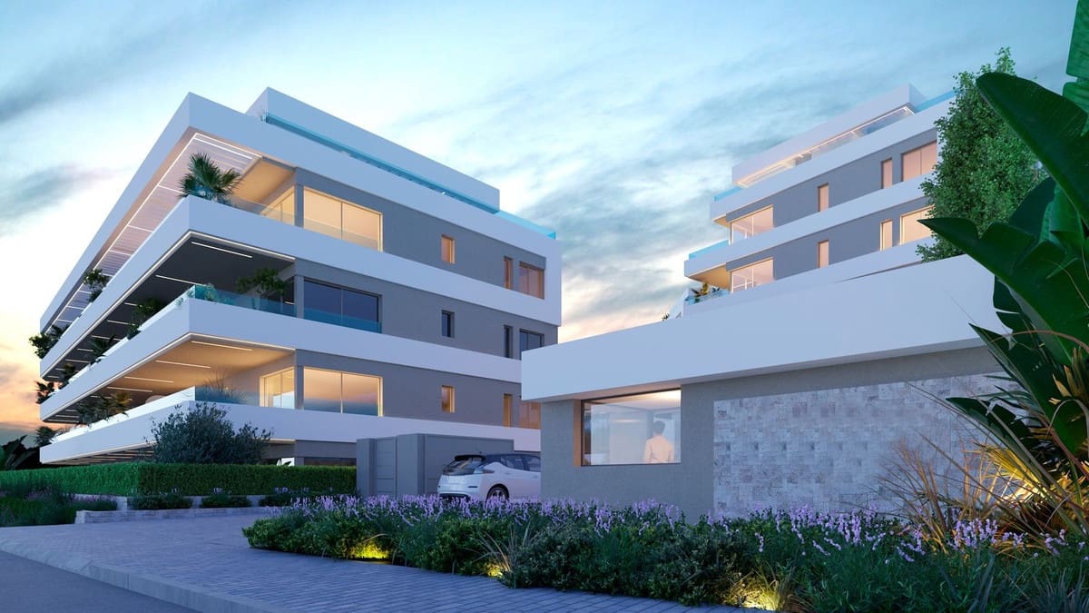 3 bedroom Apartment for sale in Mijas Costa with pool garage - € 425,000 (Ref: 10047858)