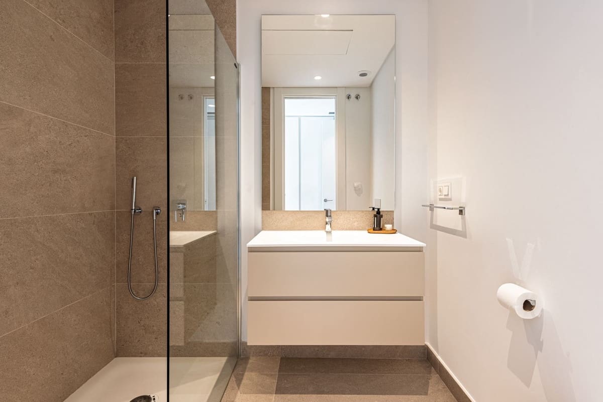 3 quarto Apartamento para venda em Benahavis com piscina garagem - 1 595 000 € (Ref: 10094850)