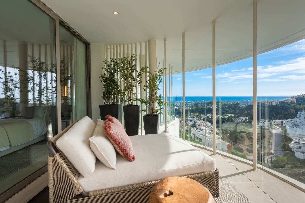 3 quarto Apartamento para venda em Benahavis com piscina garagem - 1 595 000 € (Ref: 10094850)