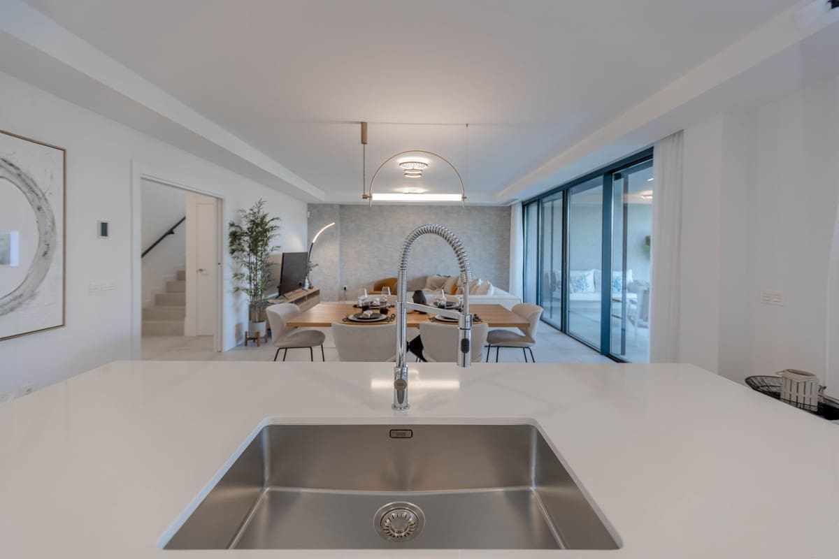 3 chambre Maison de Ville à vendre à Mijas Costa avec piscine garage - 891 000 € (Ref: 10112195)