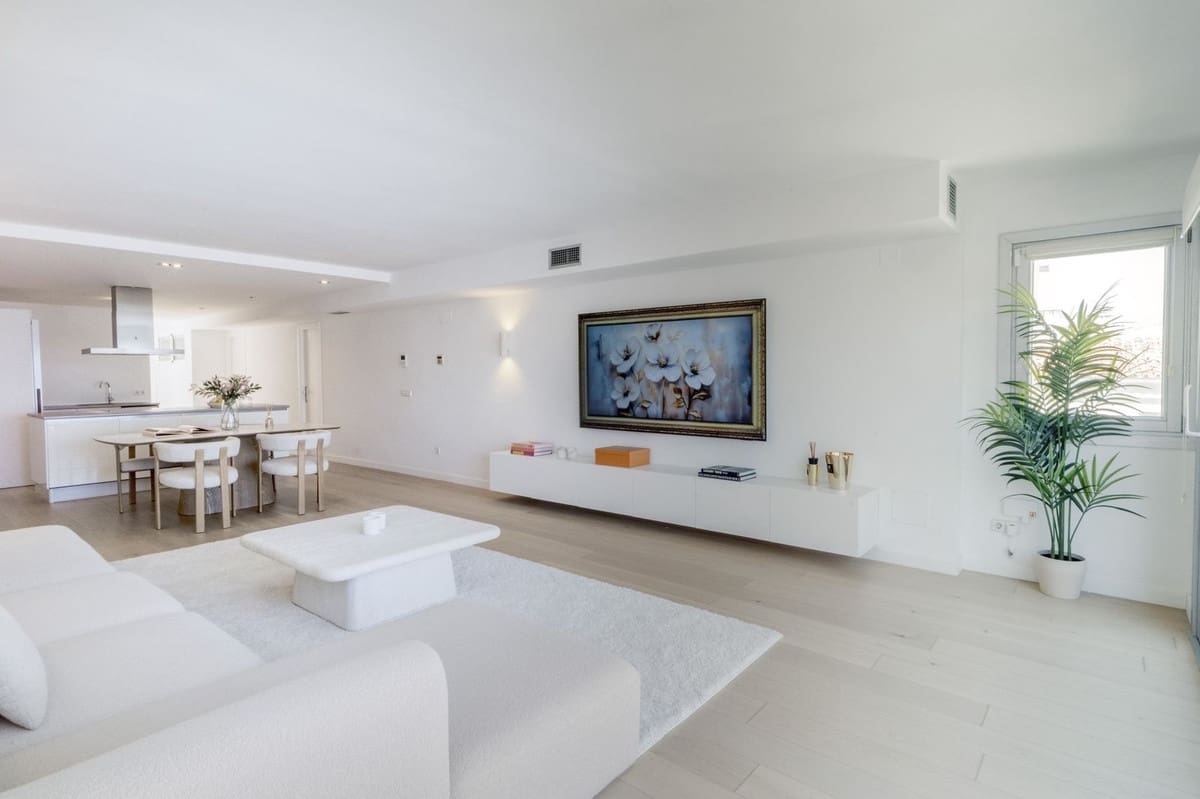 2 quarto Apartamento para venda em Puerto Banus - 699 000 € (Ref: 10116044)