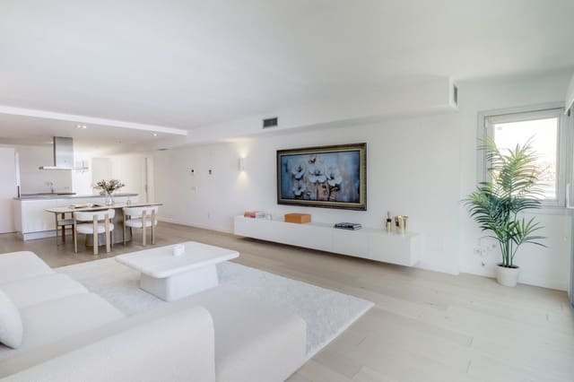 2 quarto Apartamento para venda em Puerto Banus, Marbella - 699 000 € (Ref: 10116044)