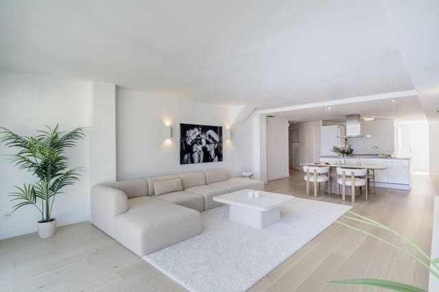 2 quarto Apartamento para venda em Puerto Banus, Marbella - 699 000 € (Ref: 10116044)