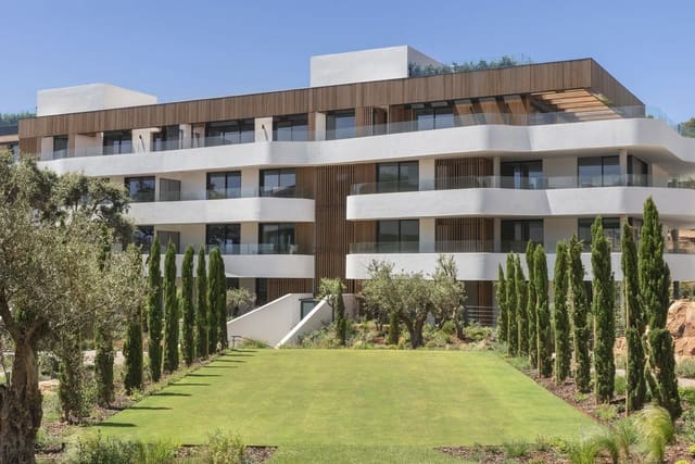 3 chambre Appartement à vendre à Sotogrande, San Roque avec piscine garage - 1 350 000 € (Ref: 10117384)
