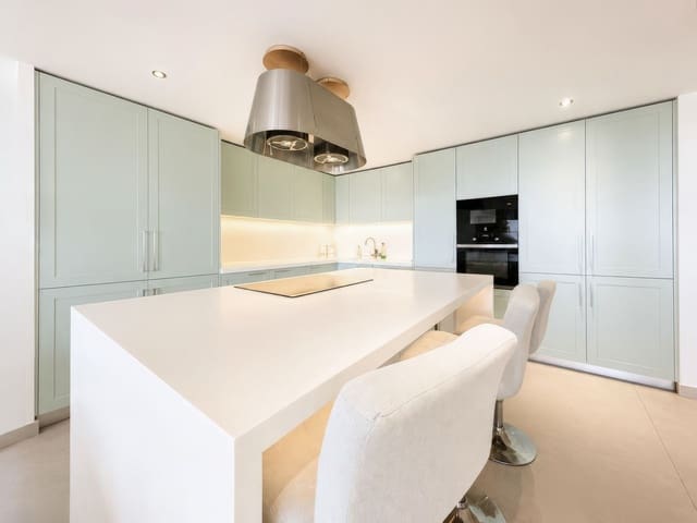 3 camera da letto Casa in vendita in Estepona con piscina garage - 1.950.000 € (Rif: 10140428)
