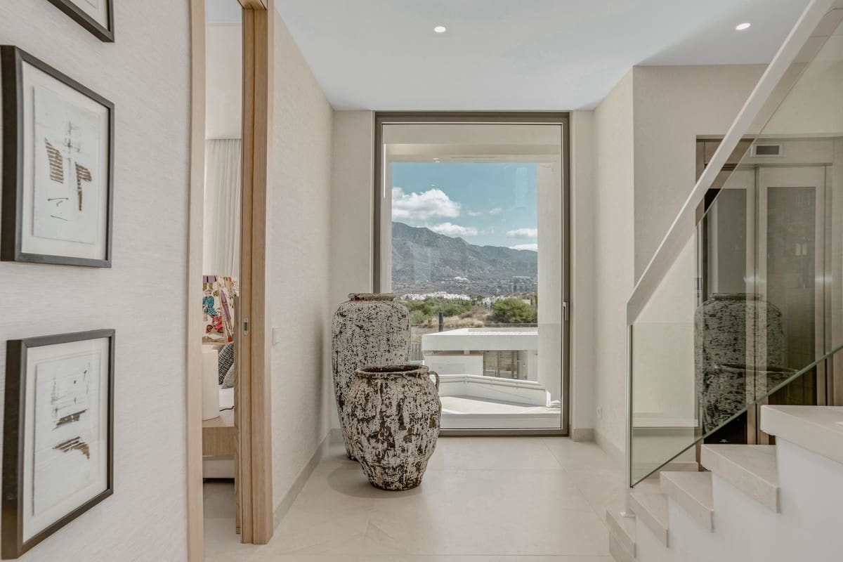 4 chambre Villa/Maison Semi-Mitoyenne à vendre à Marbella avec piscine garage - 4 900 000 € (Ref: 10147411)
