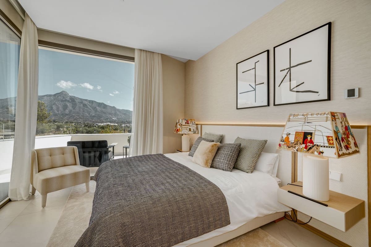 4 chambre Villa/Maison Semi-Mitoyenne à vendre à Marbella avec piscine garage - 4 900 000 € (Ref: 10147411)