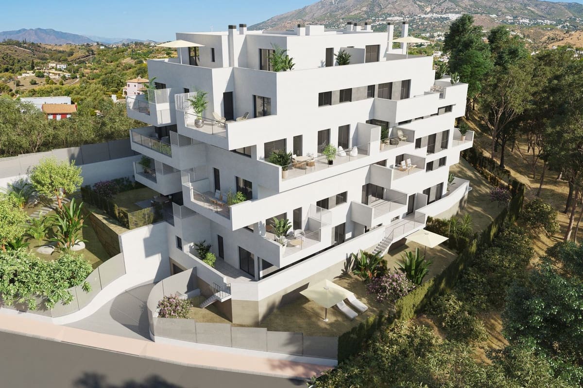 3 soveværelse Penthouse til salg i Fuengirola med swimmingpool garage - € 425.000 (Ref: 10181002)