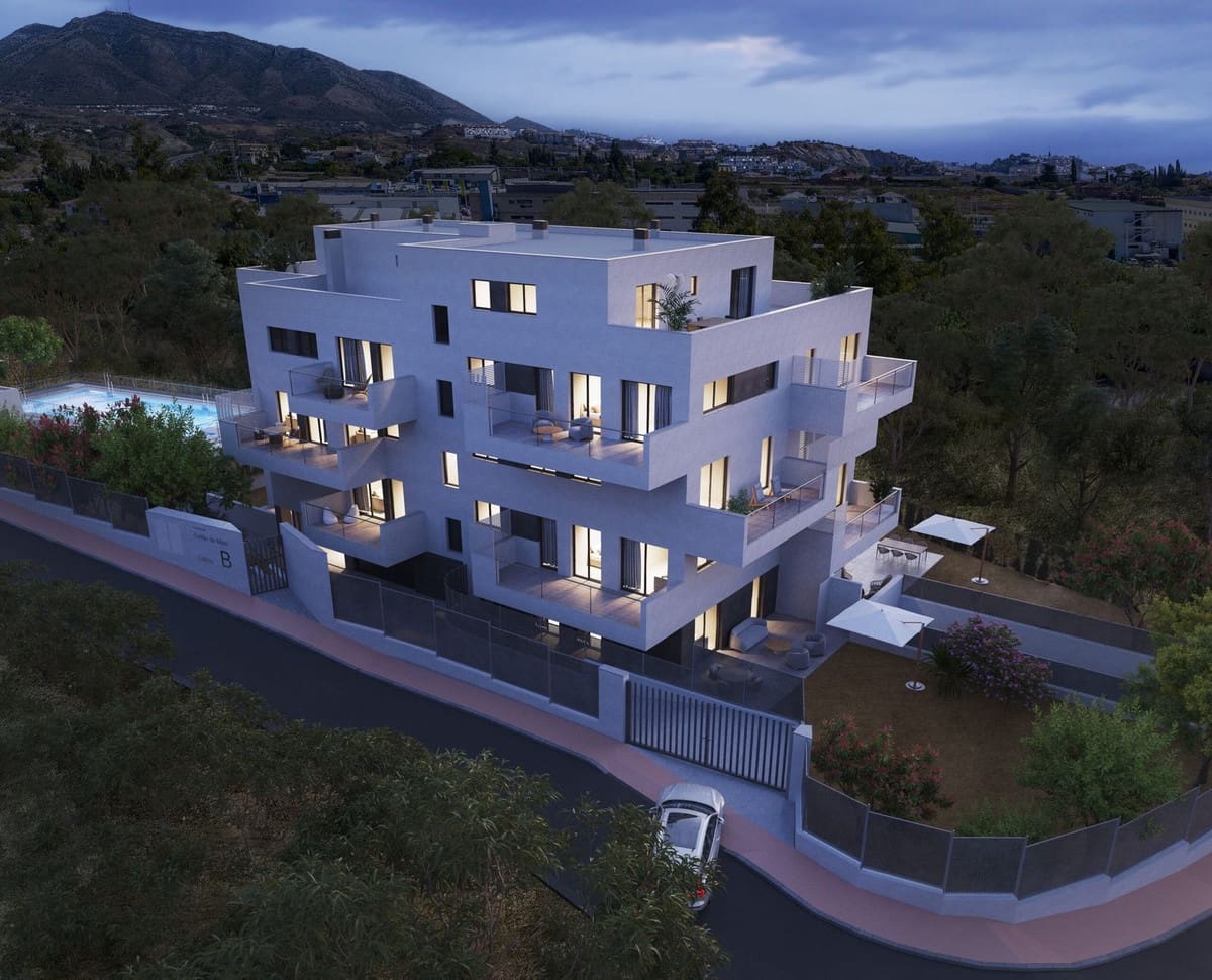 3 soveværelse Penthouse til salg i Fuengirola med swimmingpool garage - € 425.000 (Ref: 10181002)