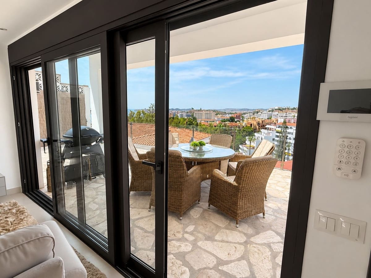 4 sovrum Villa till salu i Fuengirola med pool garage - 1 475 000 € (Ref: 10183305)