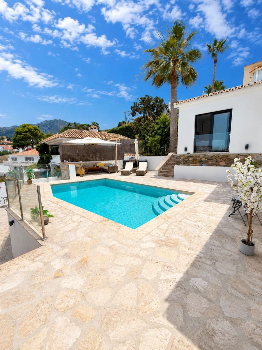 4 sovrum Villa till salu i Fuengirola med pool garage - 1 475 000 € (Ref: 10183305)