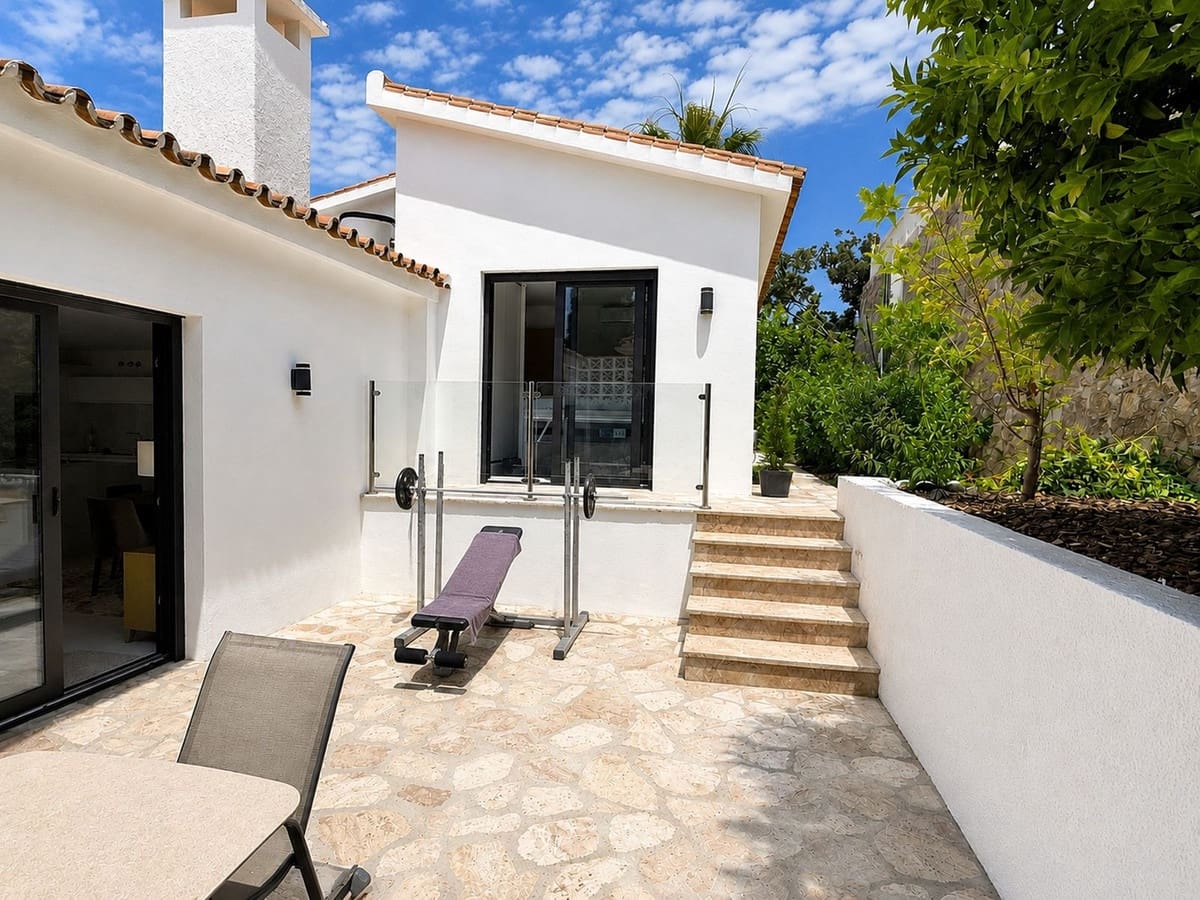 4 sovrum Villa till salu i Fuengirola med pool garage - 1 475 000 € (Ref: 10183305)