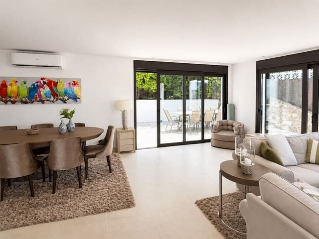 4 bedroom Villa for sale in Fuengirola with pool garage - € 1,475,000 (Ref: 10183305)