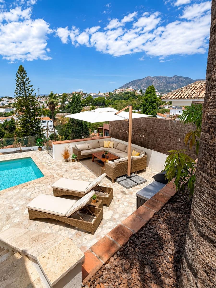4 sovrum Villa till salu i Fuengirola med pool garage - 1 475 000 € (Ref: 10183305)