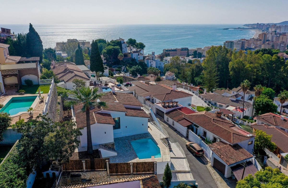 4 sovrum Villa till salu i Fuengirola med pool garage - 1 475 000 € (Ref: 10183305)
