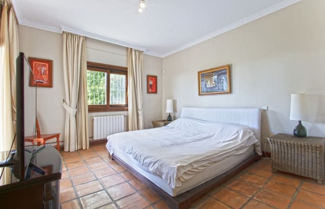 5 sypialnia Willa na sprzedaż w Nueva Andalucia, Marbella z basenem garażem - 3 500 000 € (Ref: 3143169)