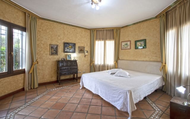 5 chambre Villa/Maison à vendre à Nueva Andalucia, Marbella avec piscine garage - 3 500 000 € (Ref: 3143169)