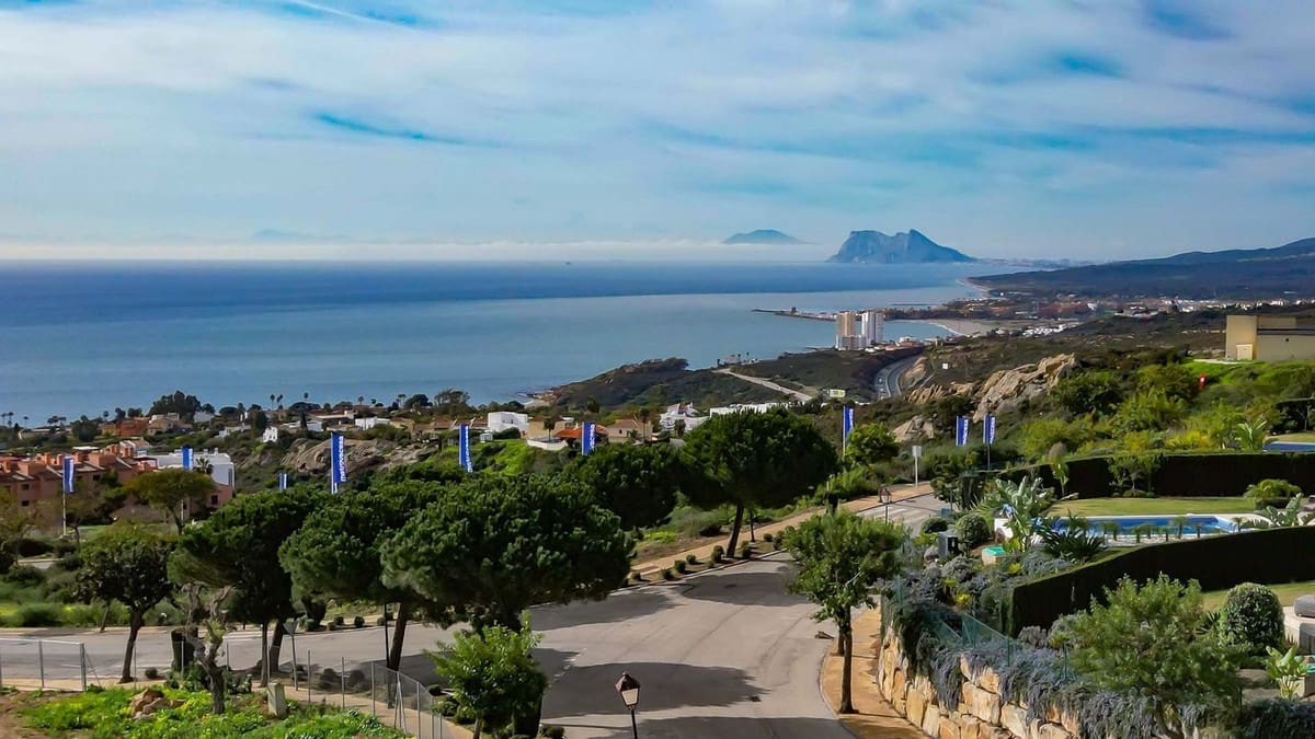 Terrain à Bâtir à vendre à Manilva - 580 000 € (Ref: 7205091)