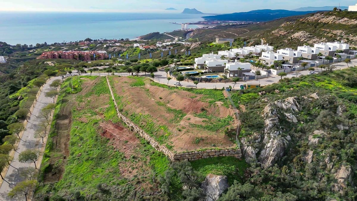 Terrain à Bâtir à vendre à Manilva - 580 000 € (Ref: 7205091)